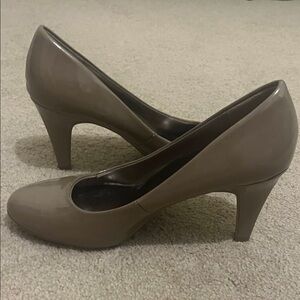 Elegant Women's Heels